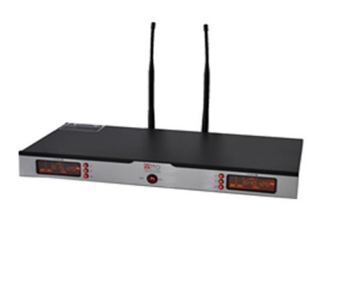 VM200 2-Channel UHF Wireless Microphone Receiver